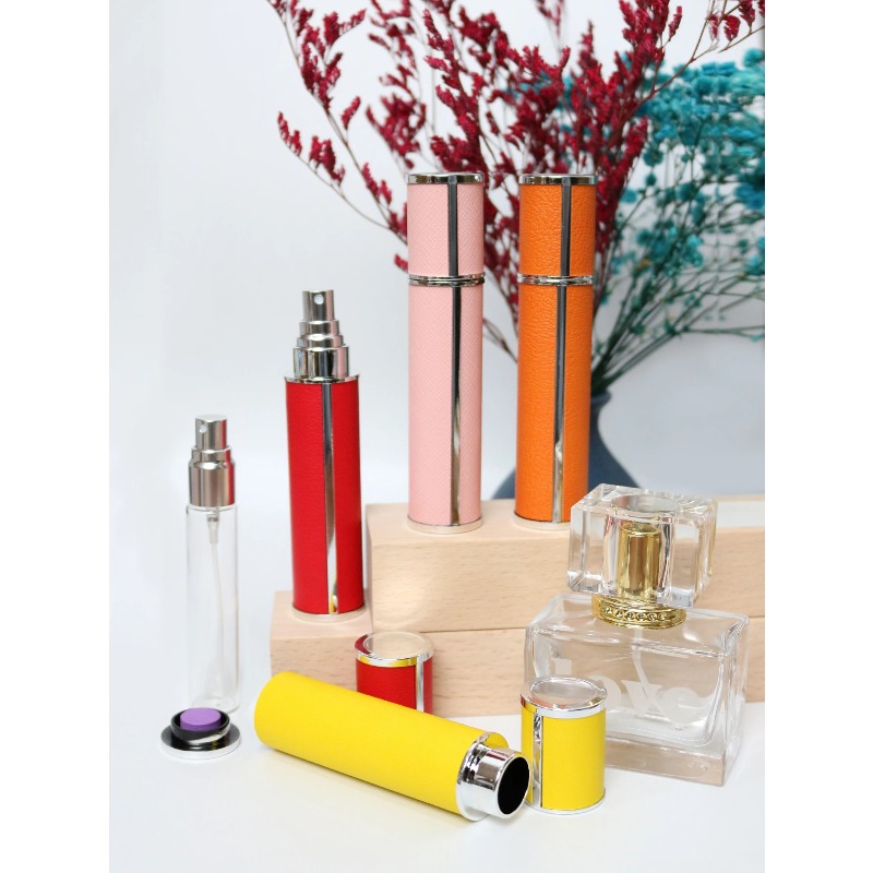 Flacone Spray per Profumo in V - Luxury Skincare Bottles recensione e prezzo