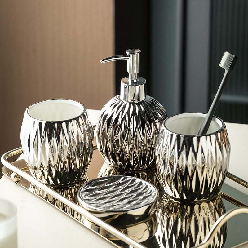 Set da Bagno in Ceramica Ameri - Luxury Skincare Collection recensione e prezzo